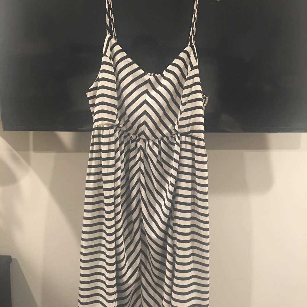 HM stripe black and white dress size 3x
